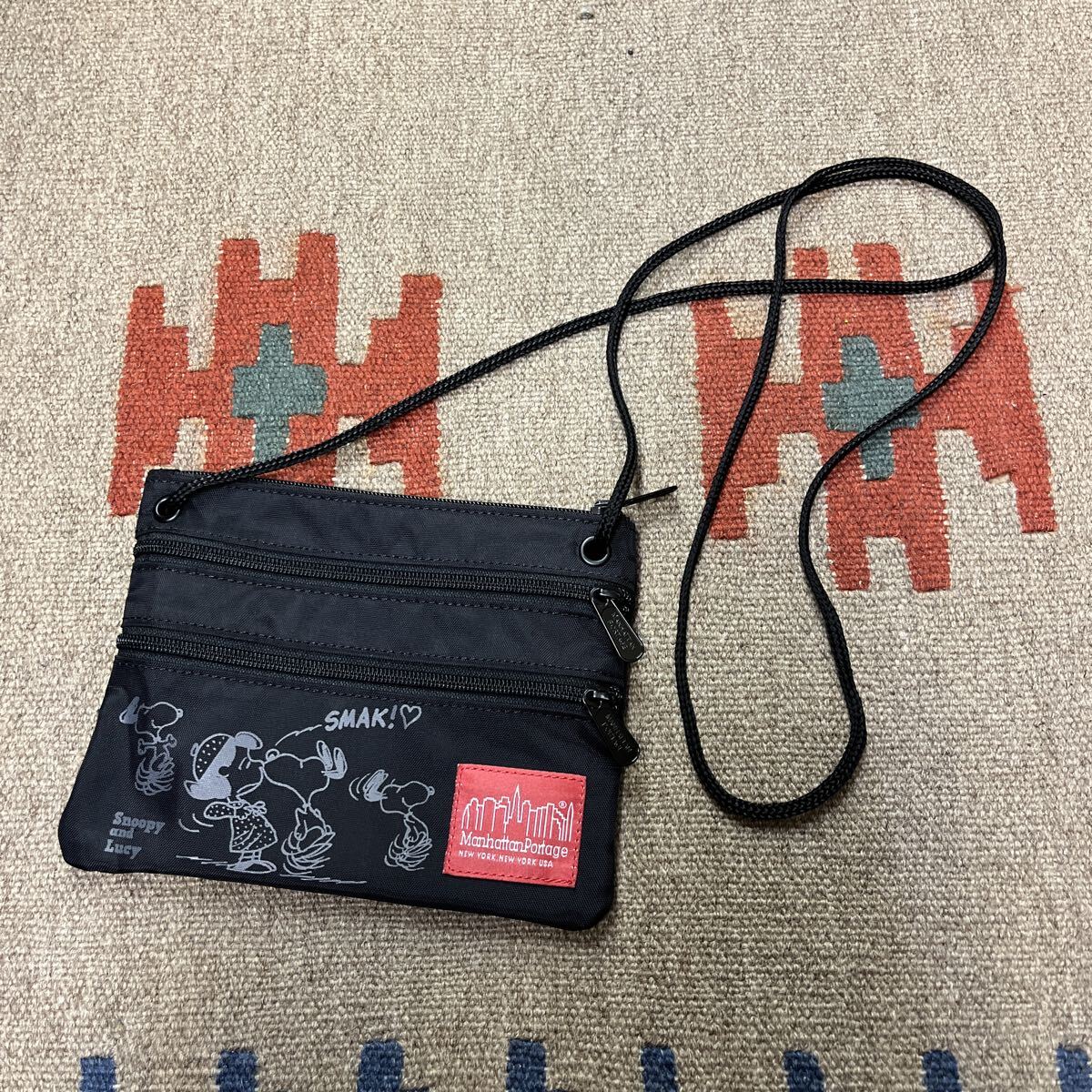 マンハッタンポーテージ Manhattan Portage × SNOOPY スヌーピー サコッシュ ポーチ 黒 ブラック 拍卖