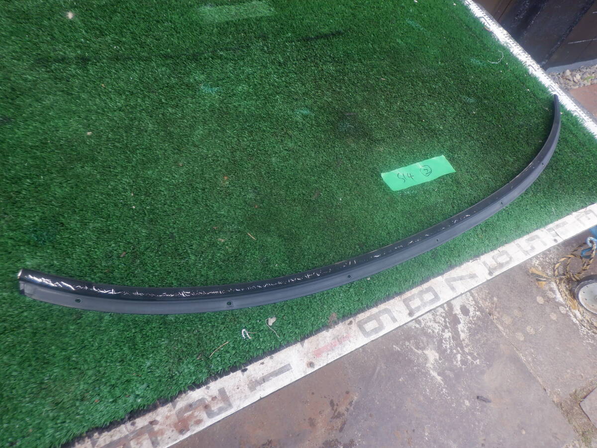 S14 シルビア 前期 ② フロントガラスロアモール ガラスモール 個人宅配達可能 SR20 純正 Qs Ks拍卖