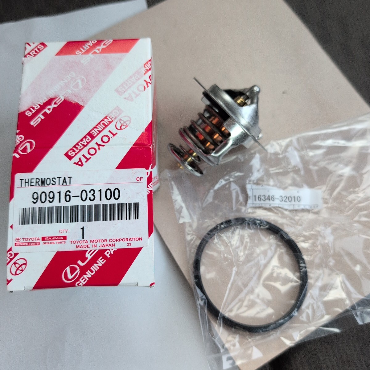 ▲即決 未使用品 MR2 SW20 サーモスタットガスケット付き トヨタ純正品番90916-03100⑩拍卖