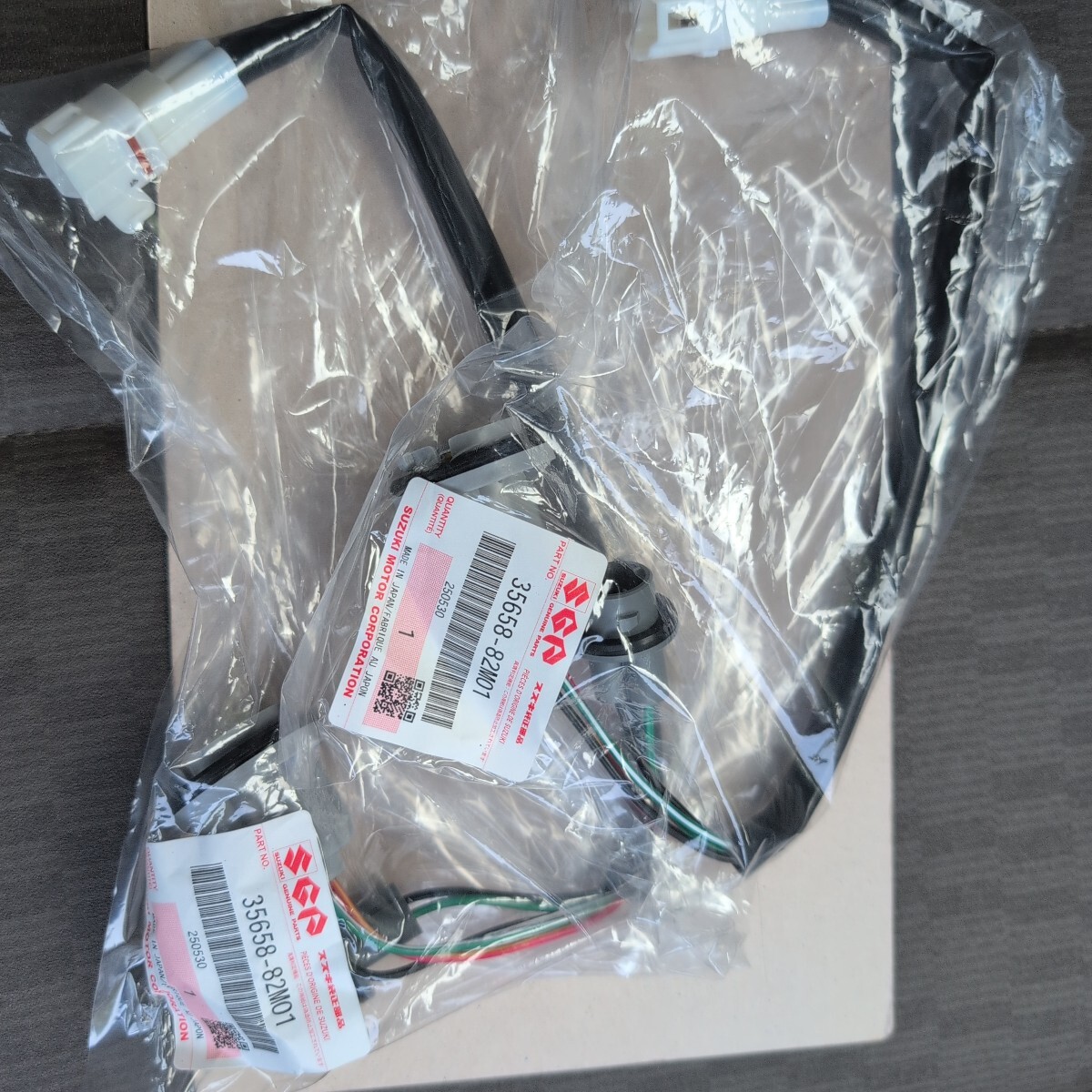 ④即決送料込み 2本左右セット キャリー DA16Tテールランプハーネスソケットスズキ純正品番35658-82M01⑩拍卖