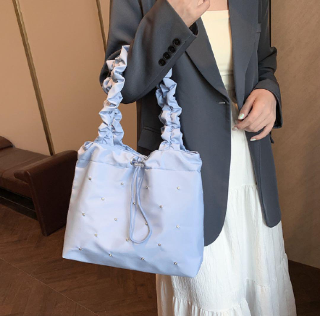 【セール中】新品 青 ブルー ビジュー フリルショルダー フリルトートバッグ くしゅくしゅハンドル レディース バッグ拍卖
