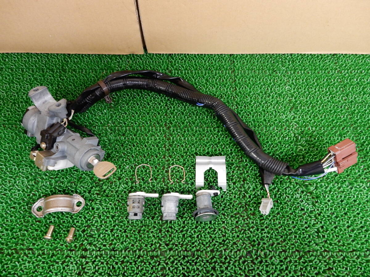 ホンダ JA4 ライフ キーシリンダー メイン イグニッション フロントドア リアゲート セット拍卖