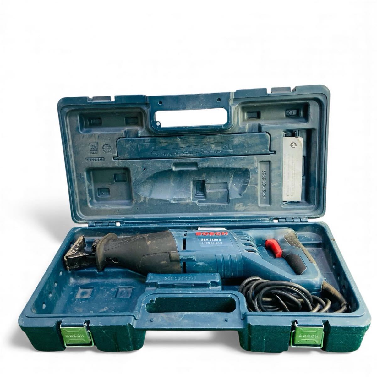 ★☆BOSCH ボッシュ レシプロソー GSA1100E ノコギリ 切断 電動工具 電気工具 道具 工具 動作確認済み C☆★拍卖