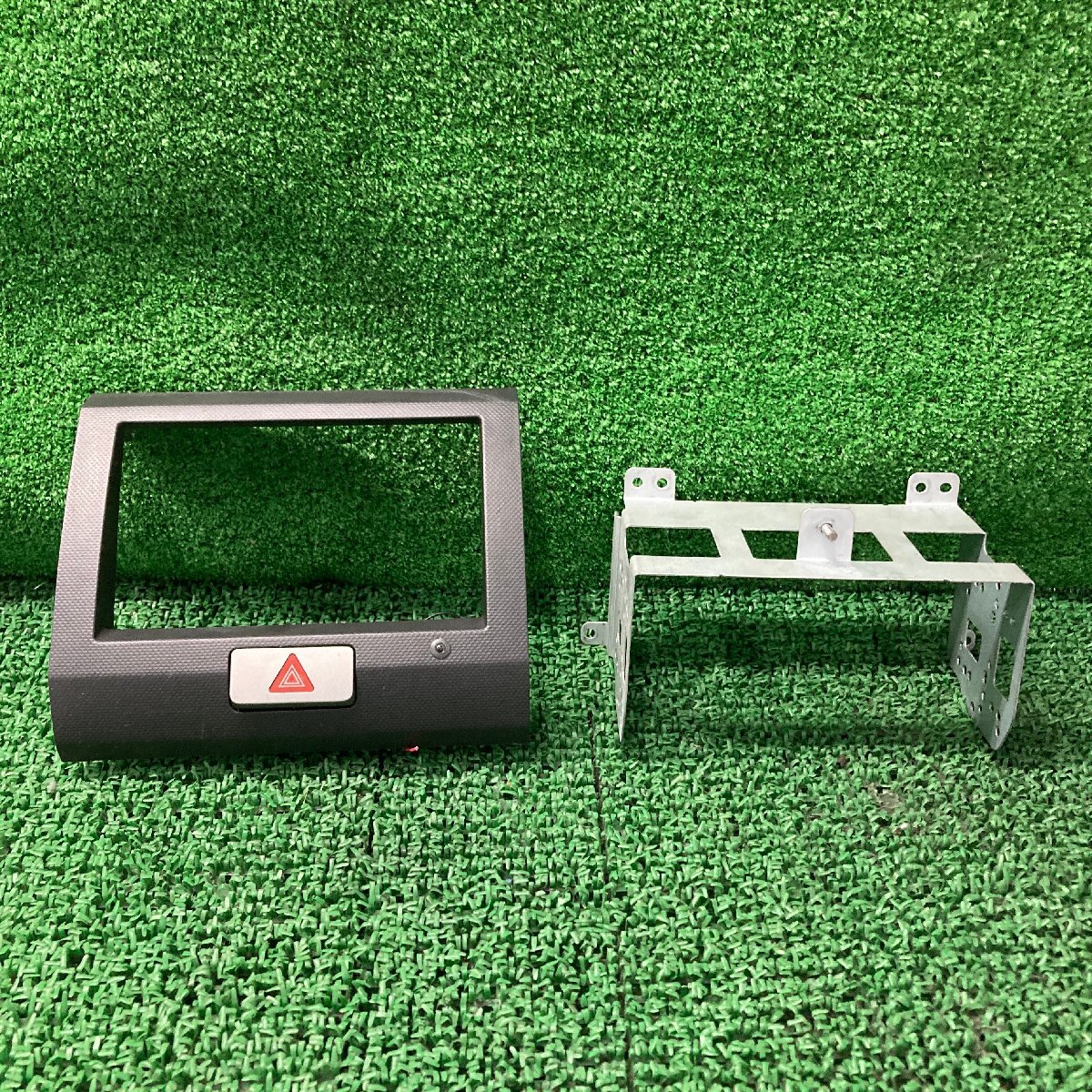 ♪♪ワゴンR FTリミテッド MH21S オーディオパネル ブラケット付 赤点滅イルミ付(W7141)♪♪拍卖