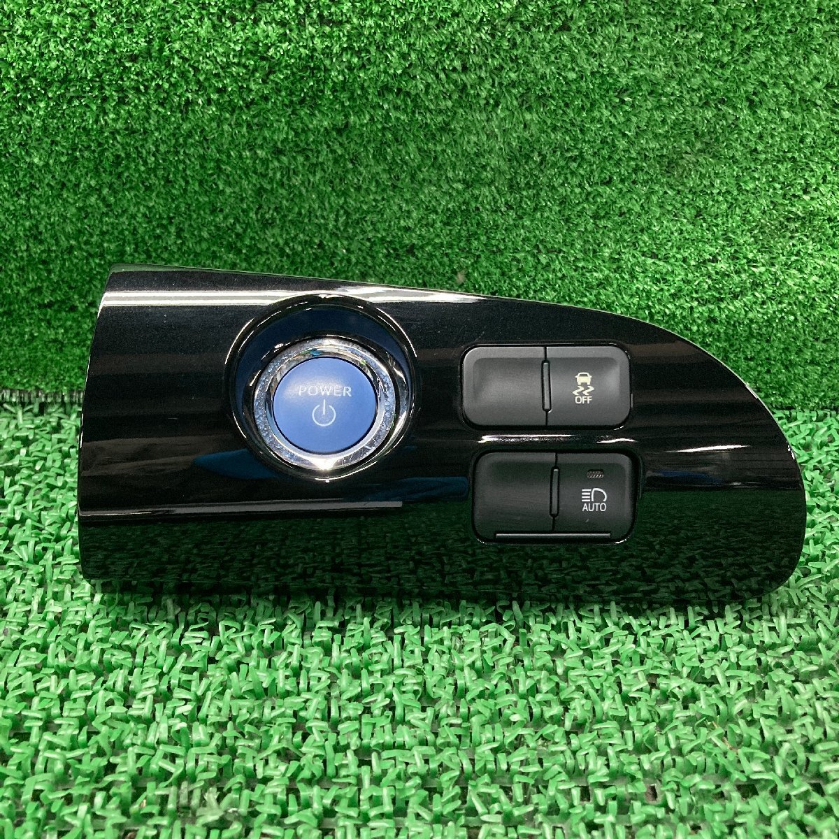 ♪♪プリウス S ZVW51 エンジンスタートボタン パネル付 (W7217)♪♪拍卖