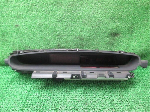 ♪♪プリウス ZVW30 スピードメーター 83800-47D11 走行 168,943㎞ (W6895)♪♪拍卖