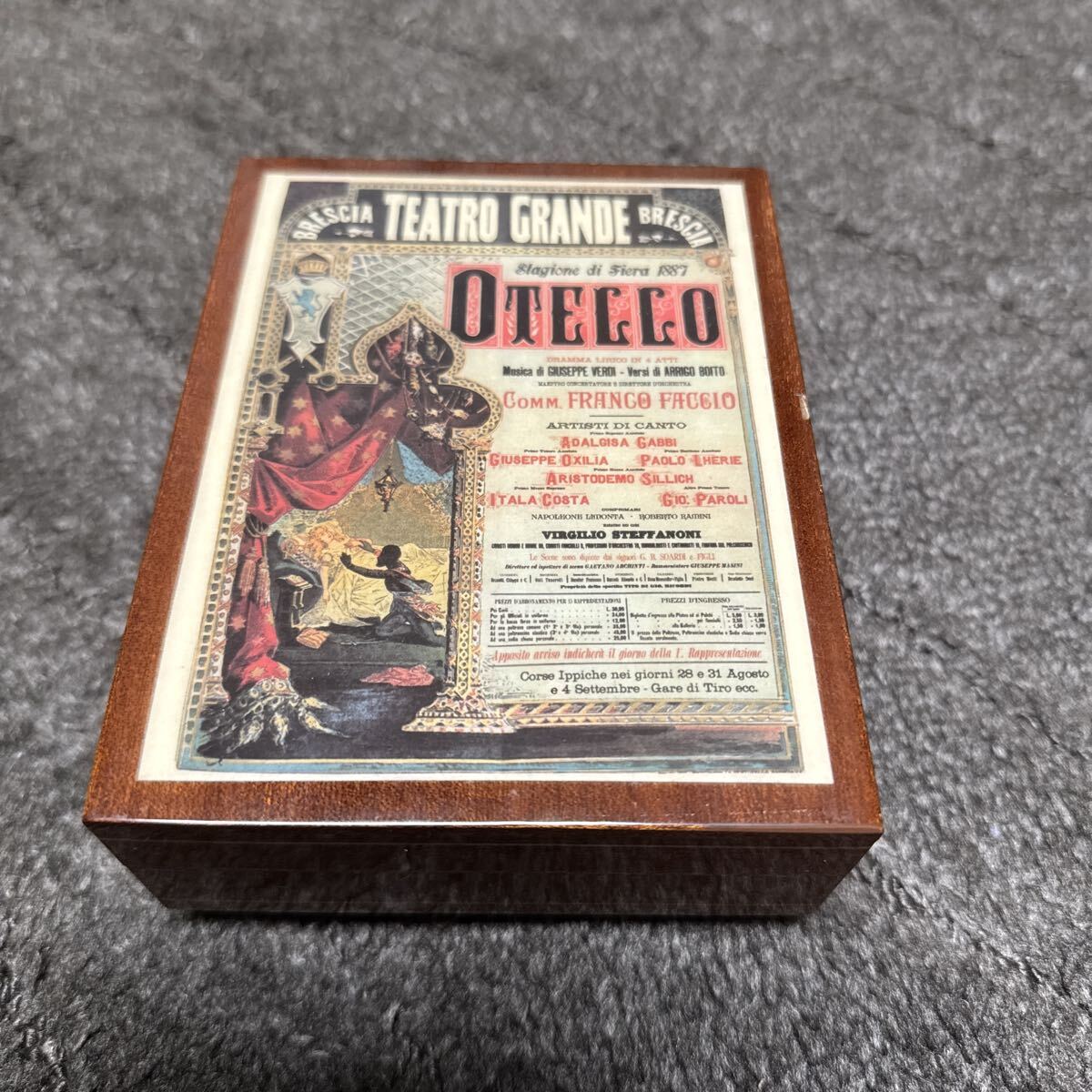 送料無料 リュージュ オルゴール オセロ拍卖