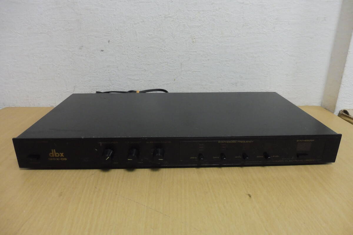 「T3A」dbx 120X-DS サブハーモニック シンセサイザー オーディオ機器 音響機器 中古 現状品 通電確認済 拍卖