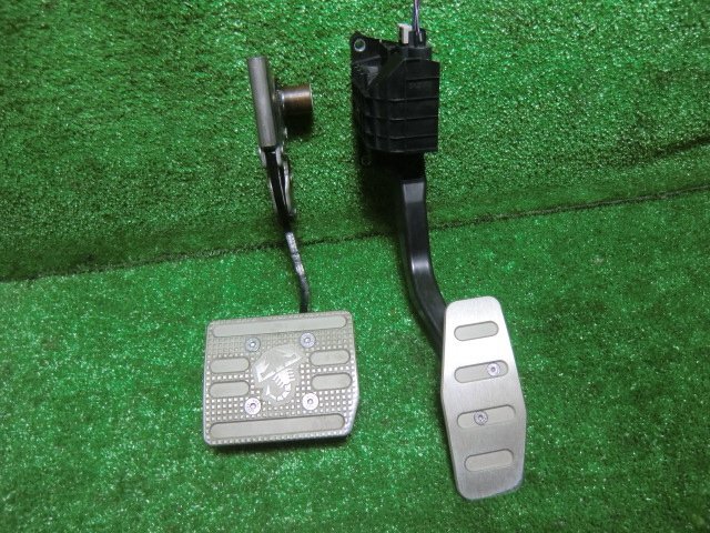 2018/1 フィアット アバルト595 ABA-31214T アクセルペダル ブレーキペダル セット 右ハンドル拍卖