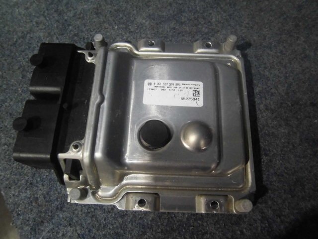 H30/1 アバルト595 コンピューター 0261S17574 ABA-31214T ジャンクパーツ (右ハンドル) フィアット500拍卖