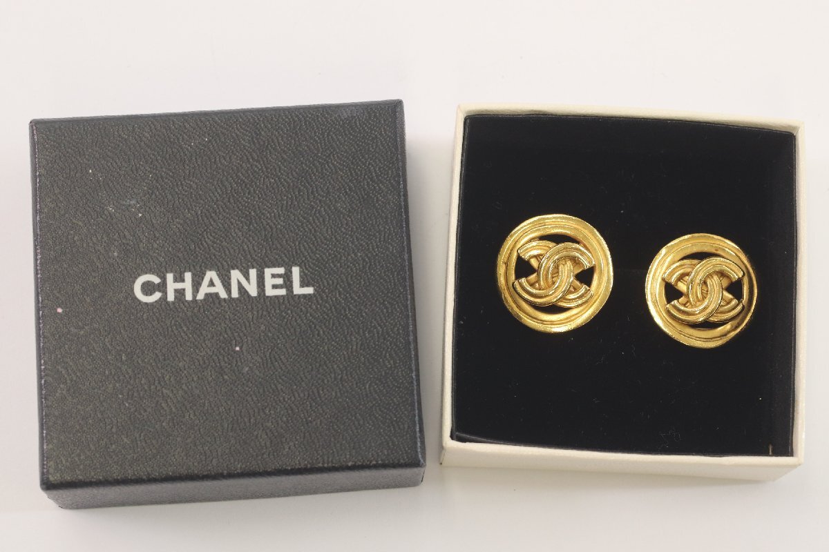 CHANEL シャネル 96P イヤリング ココマーク ゴールドカラー ヴィンテージ アクセサリー 3473-K拍卖