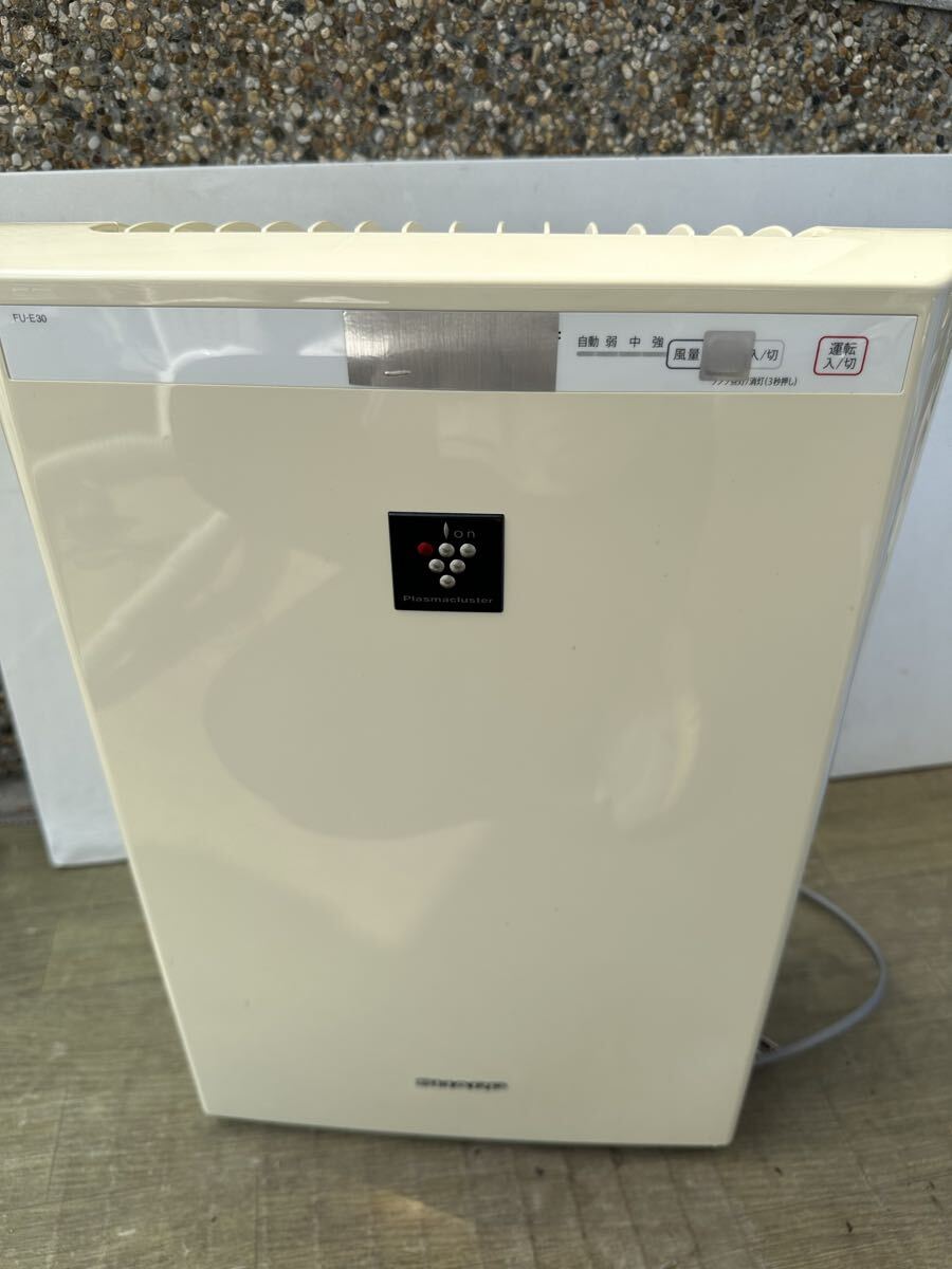 SHARP 空気清浄機 FU-E30-W2016年製拍卖