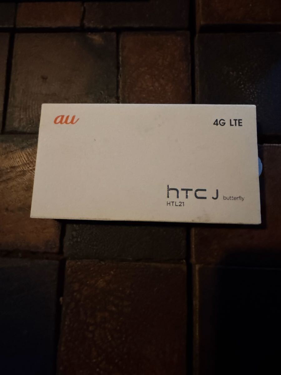 HTC J butterfly (HTL21 ) au スマートフォン 空箱 札幌手渡し可能拍卖