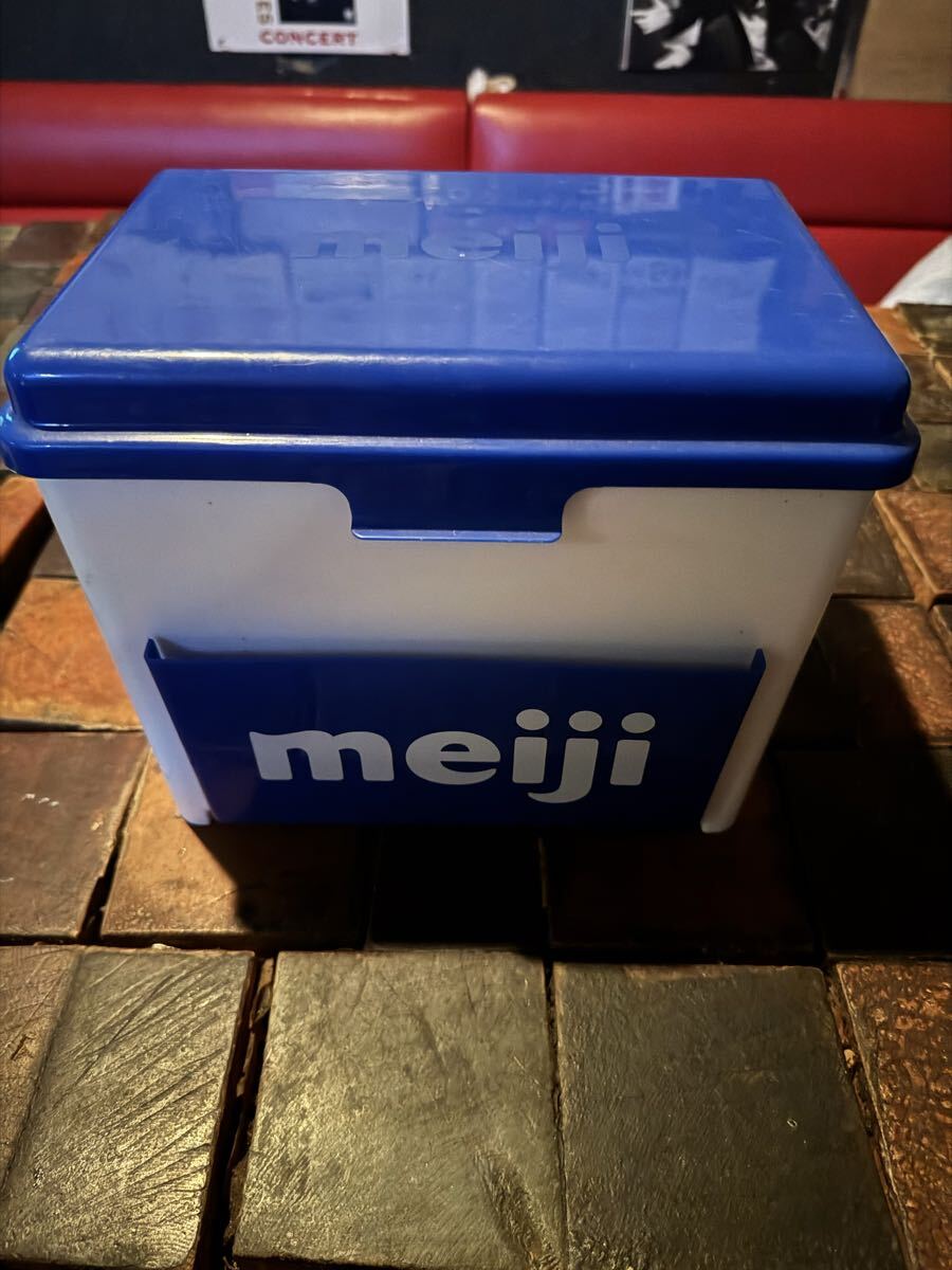 宅配用 牛乳箱 meiji ミルク 札幌手渡し可能 ノベルティ拍卖