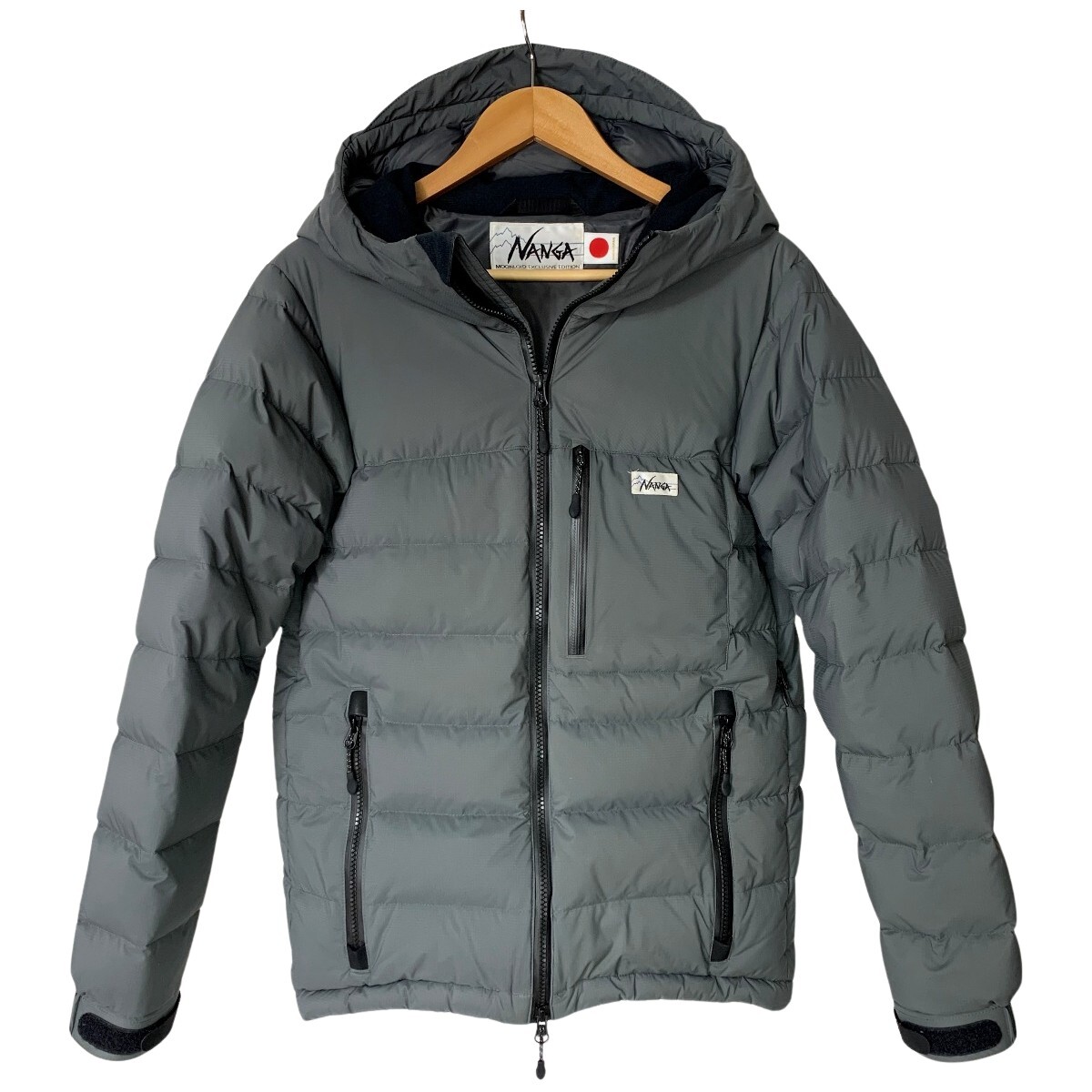 ☆☆ NANGA ナンガ ダウンジャケット WHITE LABEL グレー サイズS フードにキズ有 やや傷や汚れあり拍卖