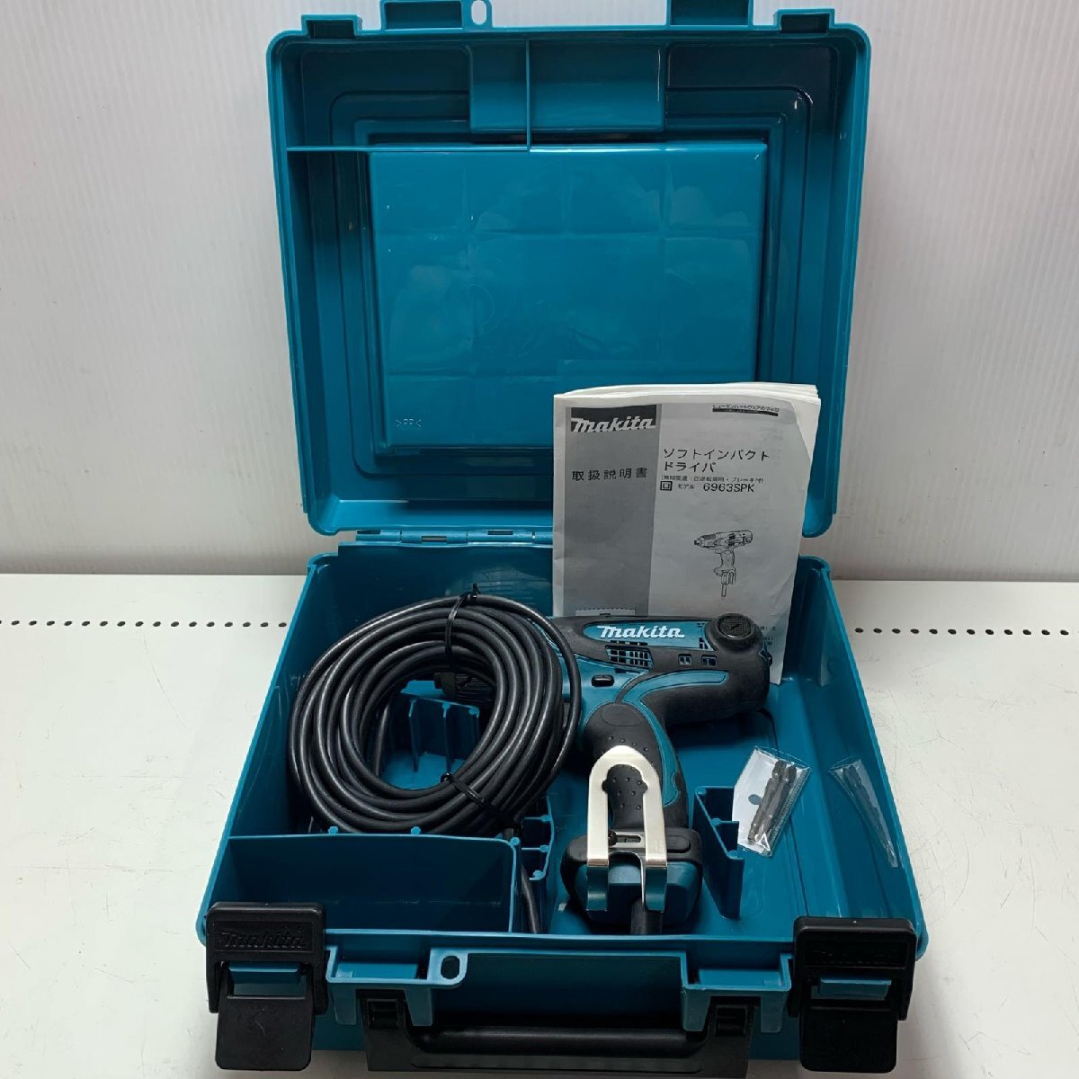 MAKITA マキタ ソフトインパクトドライバ 6963SPK やや傷や汚れあり拍卖
