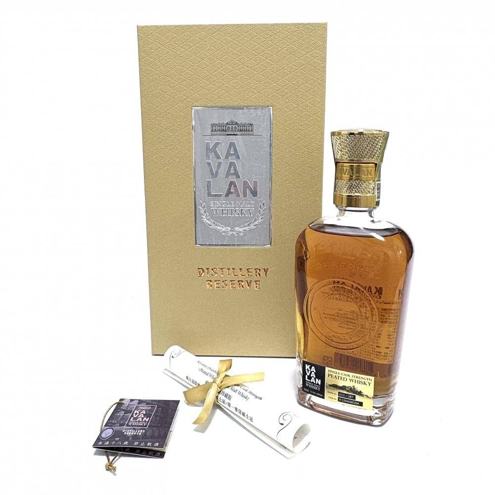 台湾酒 KAVALAN DISTILLERY RESERVESINGLE CASK STRENGTH PEATED WHISKY カバラン シングルモルトウイスキー 300ml 54% 化粧箱 21303拍卖