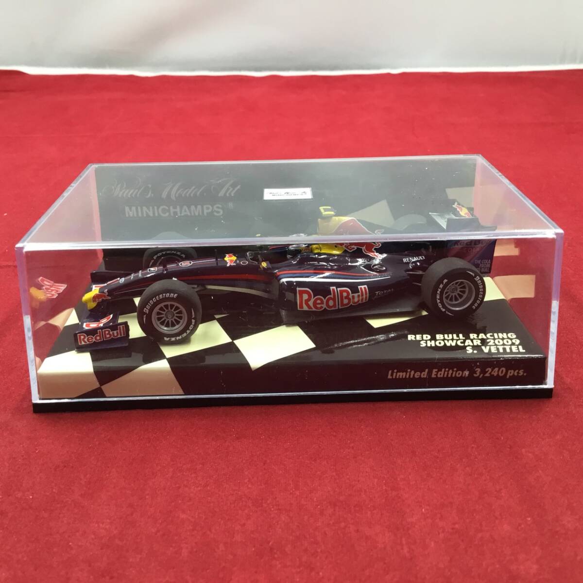 ミニチャンプス 3240個限定 1/43 レッドブルレーシング ショーカー 2009 セバスチャン・ベッテル #15 400090085 台紙黄ばみあり 未使用品拍卖