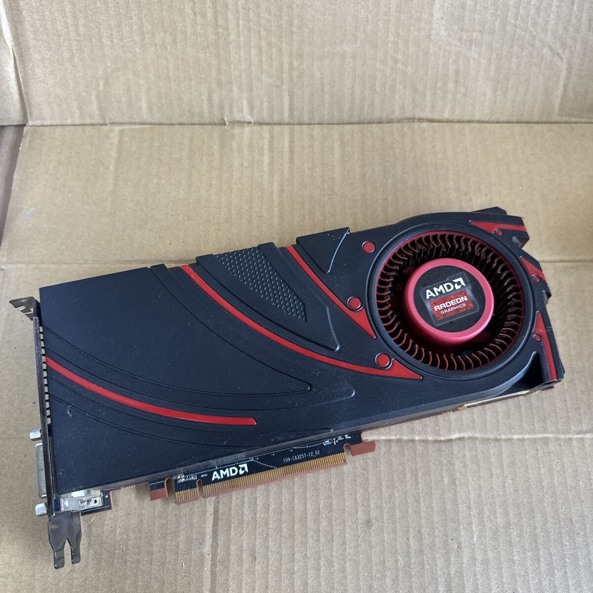 (B-20)【中古】AMD Radeon R9 270 2GB グラフィックボード 拍卖