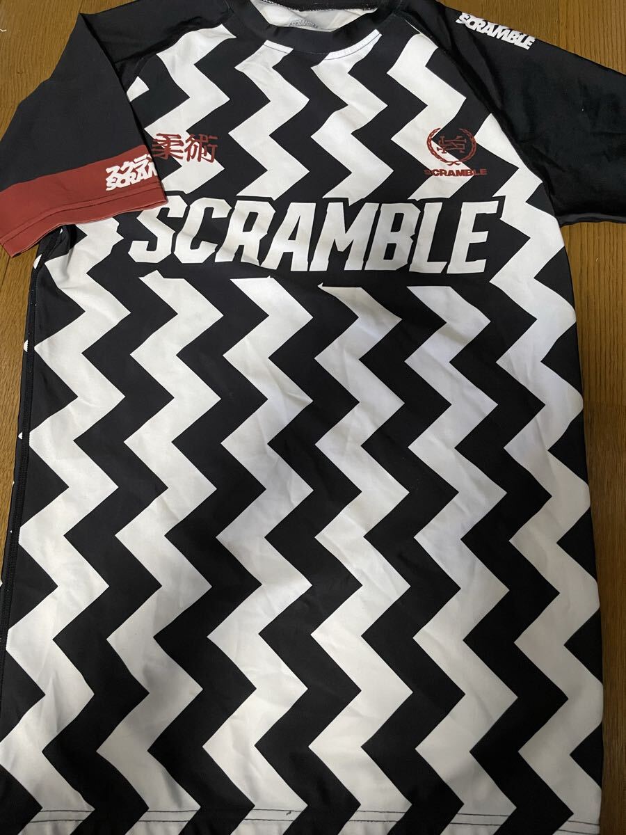 ラッシュガード 柔術 bjj 格闘技 インナー SCRAMBLE スクランブル グラップリング コンプレッション拍卖