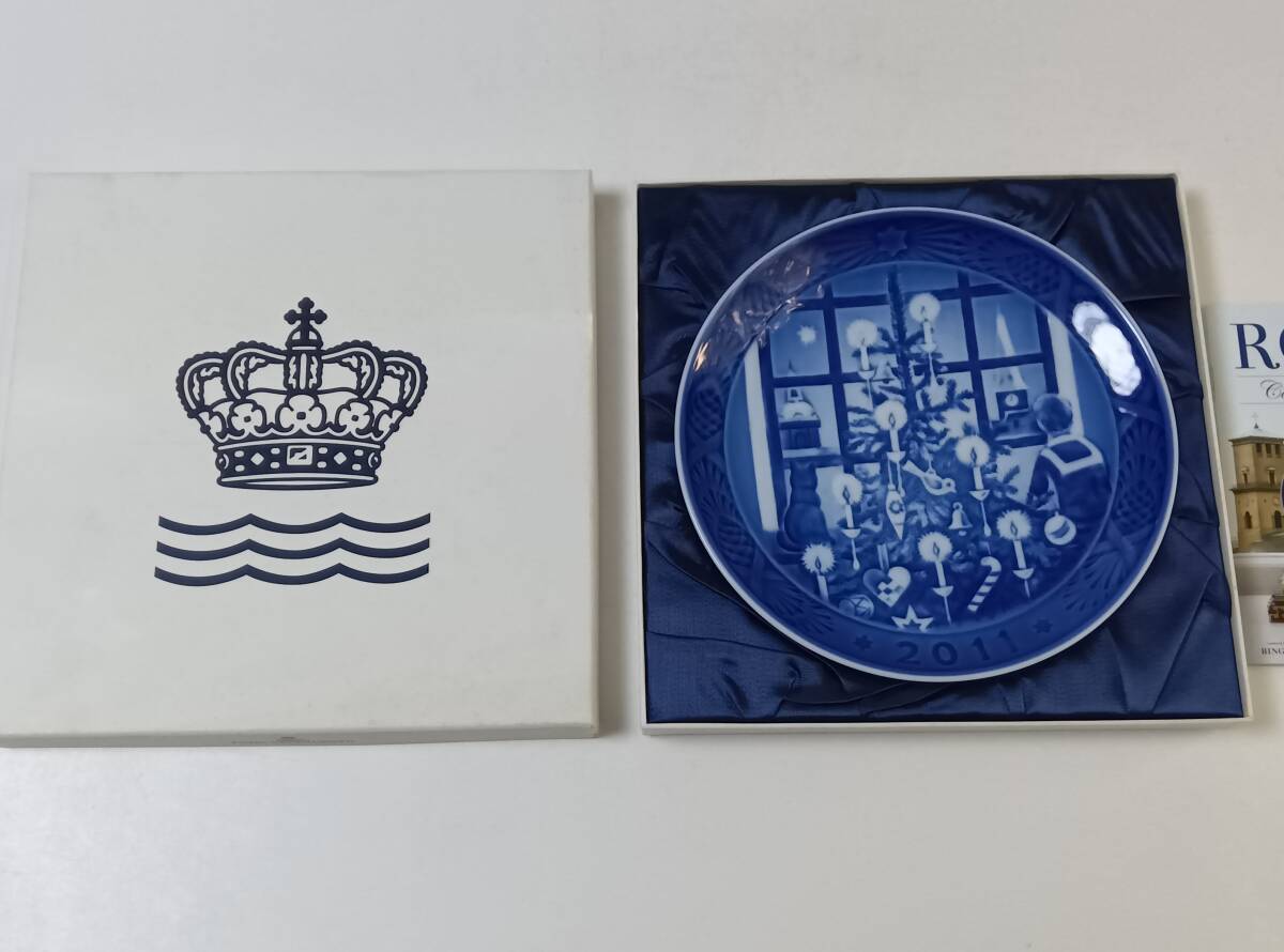 ロイヤルコペンハーゲン イヤープレート 2011年 飾り皿 絵皿 箱付き しおり付 未使用 長期保管品 ROYAL COPENHAGEN拍卖