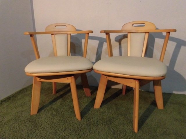 【送料無料】即決【アウトレット・新品・展示品】高級回転ダイニングチェア肘付★ 2脚セット(ナチュラル)拍卖