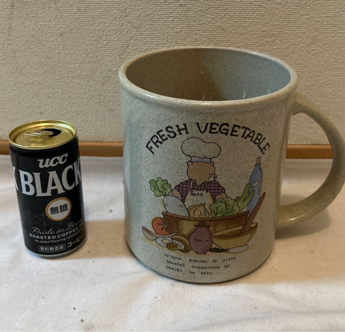 FRESH VEGETABLE シェフ柄 ビッグマグカップ 1.5リットル 陶器 置物 インテリア 巨大マグカップ サイズ直径13.5×16cm 拍卖