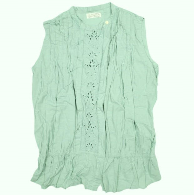 BEAMS BOY ビームスボーイ フロントカットワークスタンドカラーノースリーブシャツ 13-01-0034-867 Green レース ギャザー ブラウス g13665拍卖