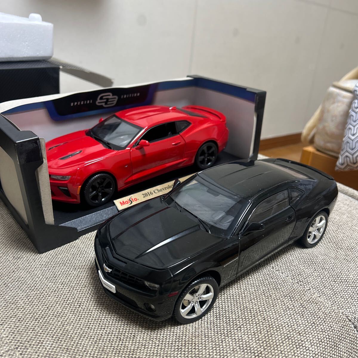 5代目 カマロ camaro 1/18 2台セット 2010年初代 マイスト2016年後期モデル マイスト拍卖