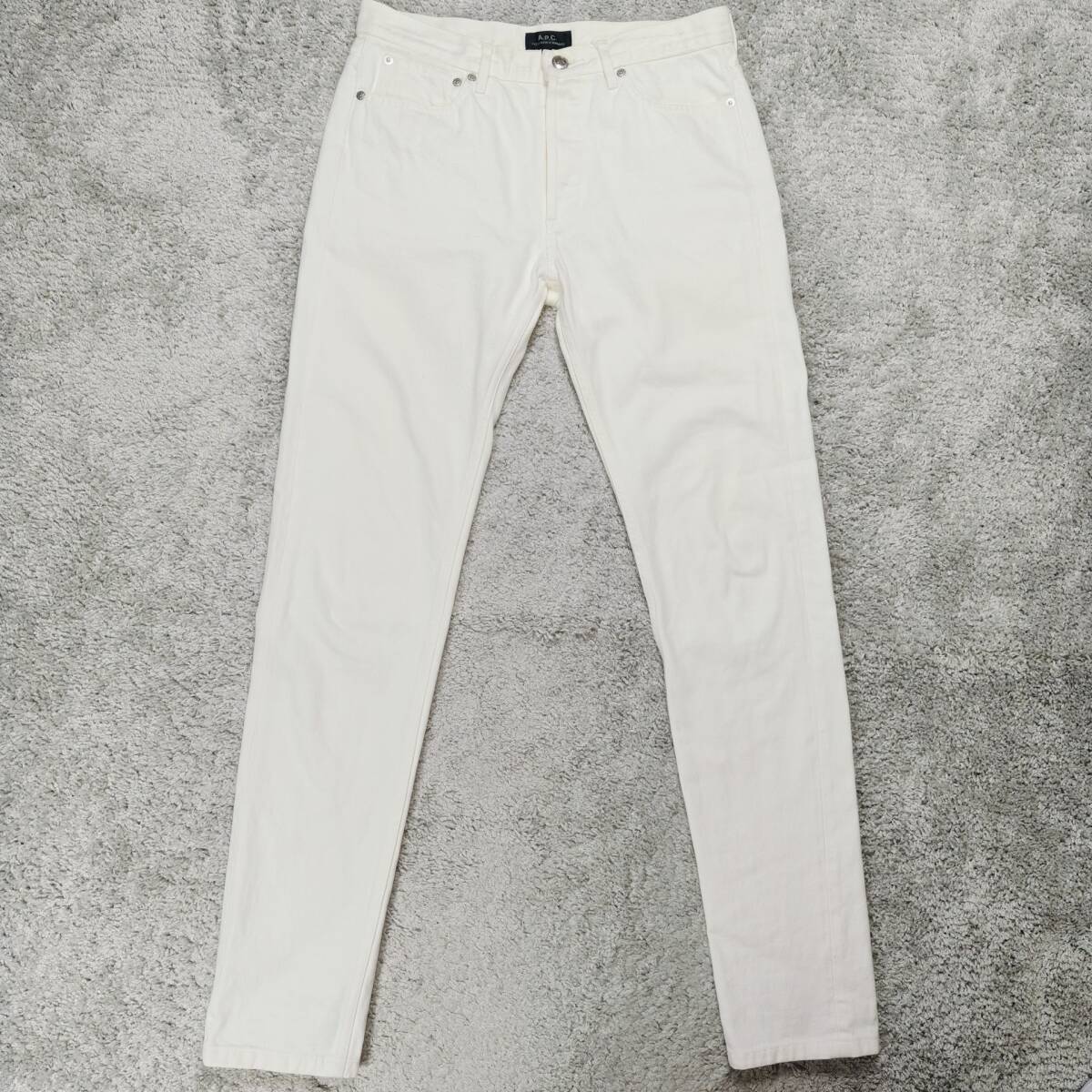 A.P.C. プチニュースタンダード 白 デニム W30 セルビッチ 赤耳 PETIT NEW STANDARD ボタンフライ拍卖