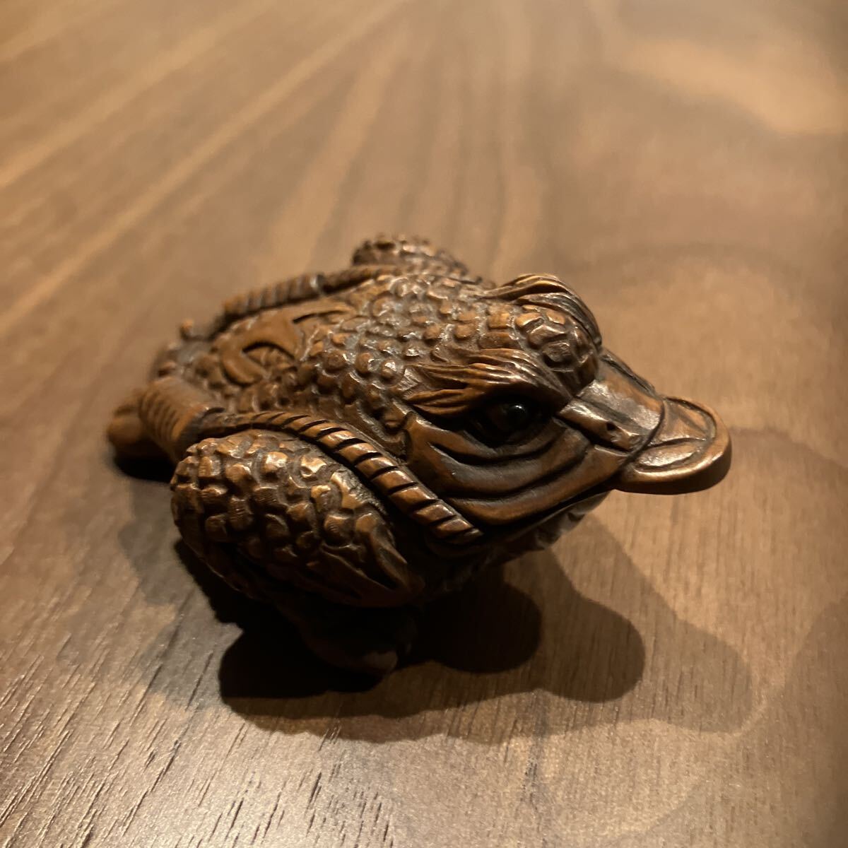 アンティーク 蚤の市 コレクター オブジェ インテリア 銭カエル 蛙 根付 ねつけ 置物 木製 骨董 拍卖
