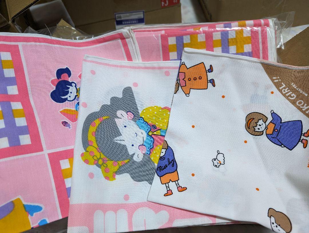 【3枚】新品未使用 昭和レトロポップ ハンカチ 女の子 子供用 稀少品拍卖