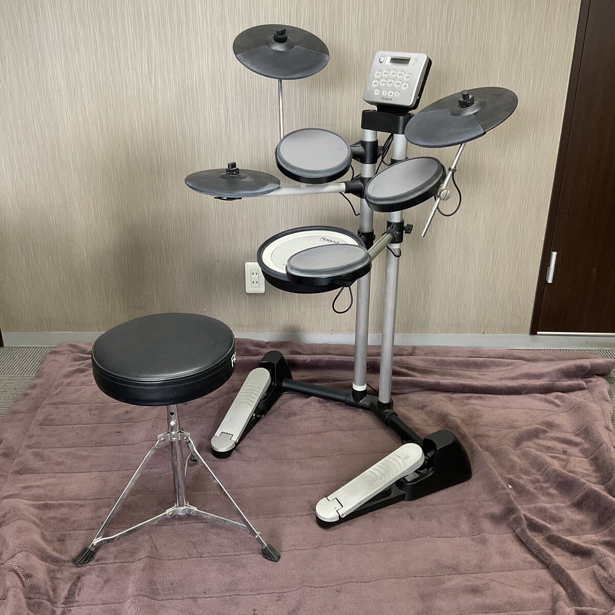 営MK36-家CT Roland ローランド 電子ドラム V-Drums スタイリッシュ ドラム 音楽 ビーターレス 電ドラ 音出し未確認拍卖