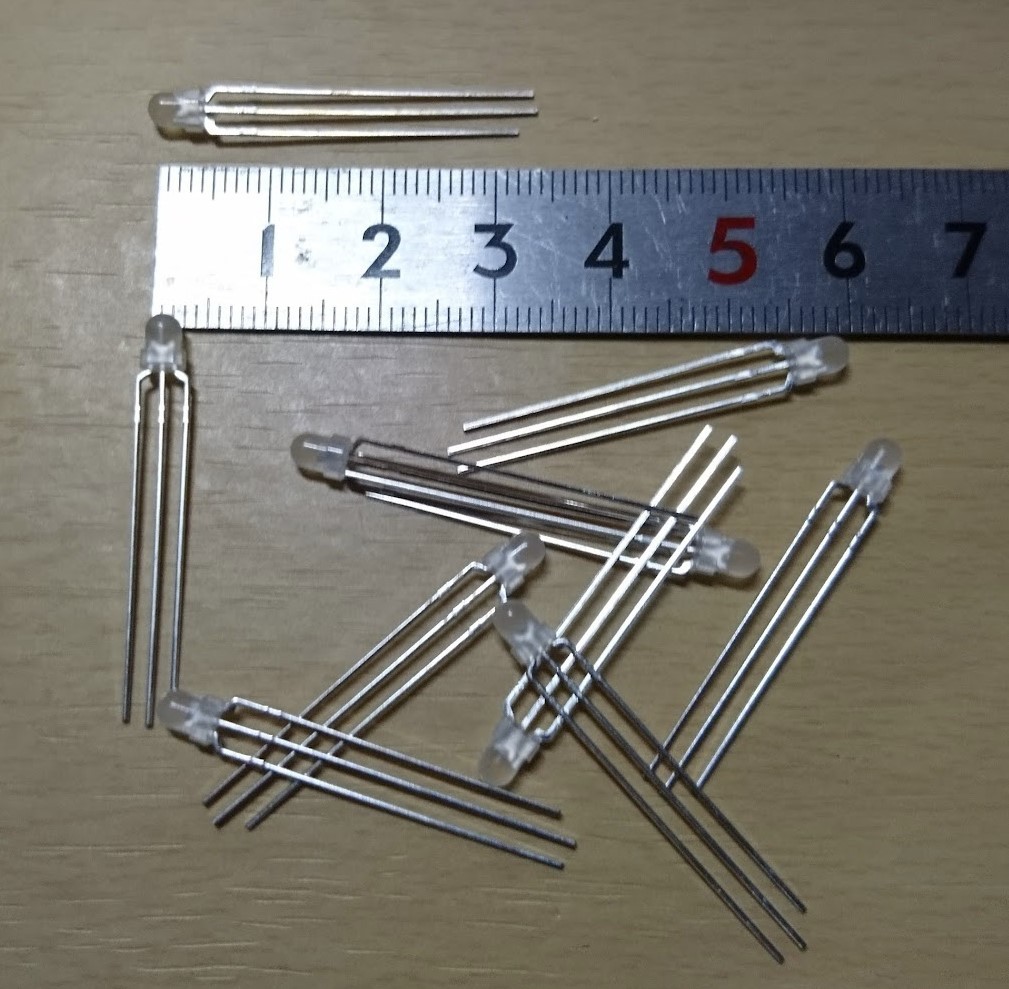 砲弾型 3mmΦ 2色 赤 緑(黄緑) LED 10本セット n拍卖