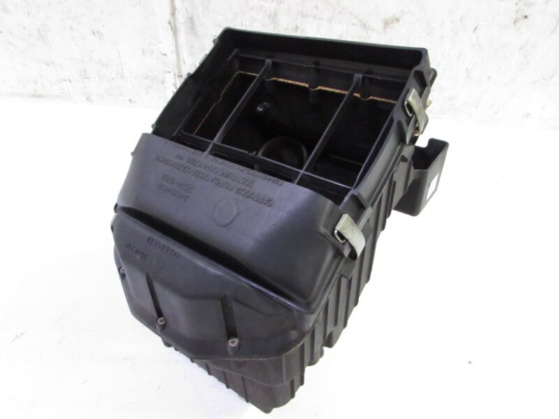 ドゥカティ SS1000DS 実動車外し 純正 エアクリーナーBOX 検※ SS900 IE 999S 900SS MS4R S2R 998S モンスター SS750 166K16拍卖