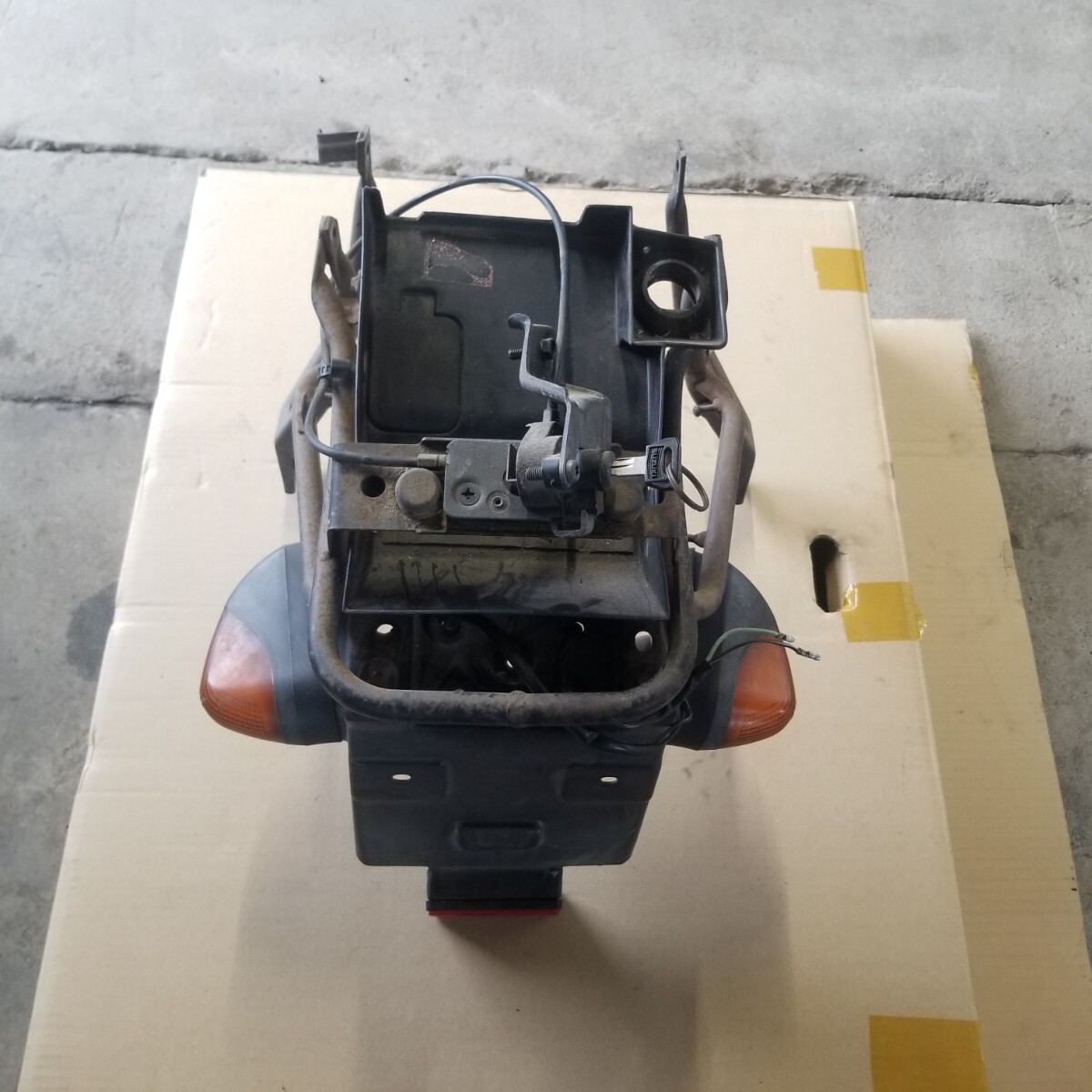 リアフェンダー vj21a Rgv250Γ スズキ 拍卖