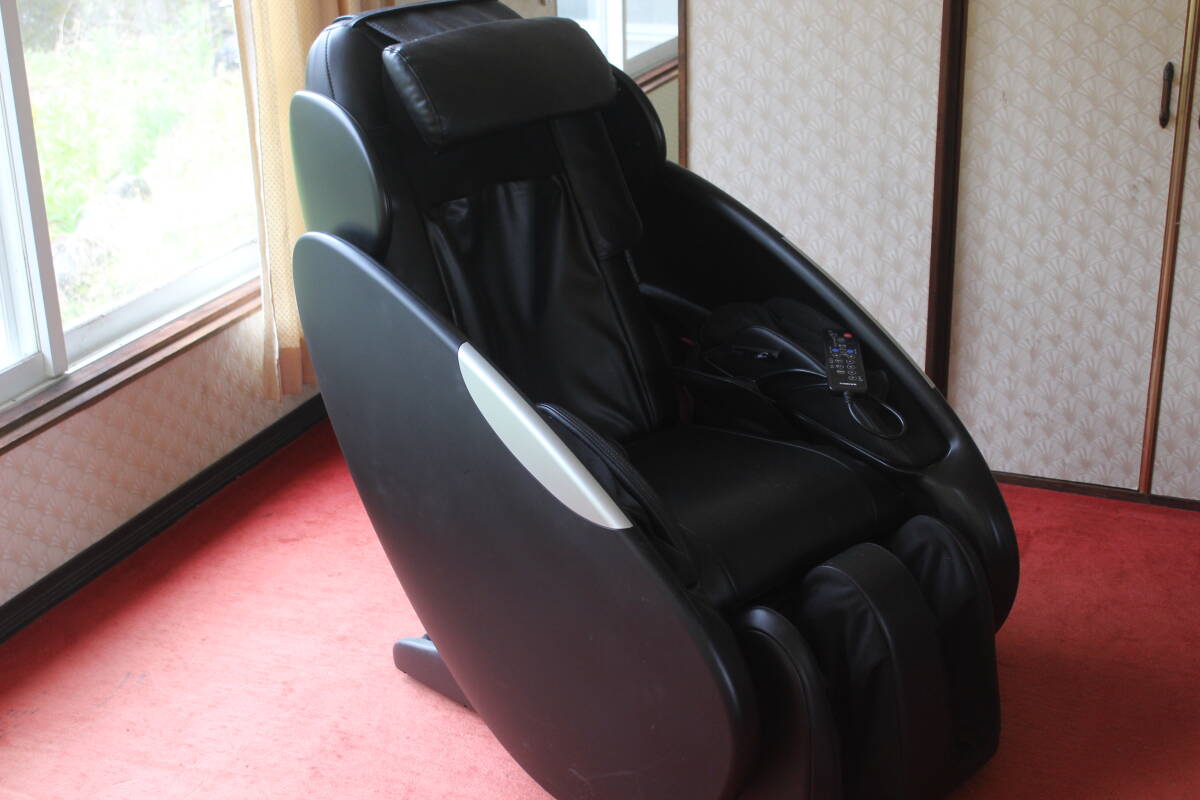 スライヴ CHD-9200-BK ブラック くつろぎ指定席 マッサージチェア(※落札後の直接お引き取り可能な方限定でお願いします)拍卖