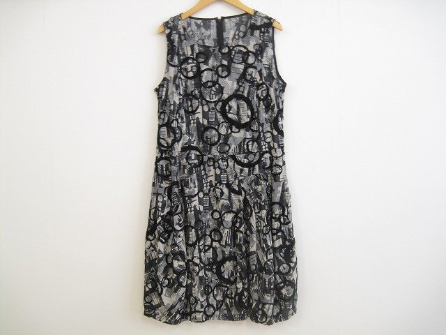t.b /ティービー マツオインターナショナル ドットデザイン 総柄 レディース サイズ : 38 ワンピース グレー拍卖