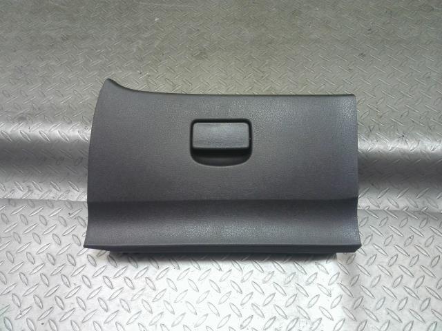 日産(NISSAN)※同梱不可※マーチ K13 グローブBOX 品番 68510-1HJ0A拍卖