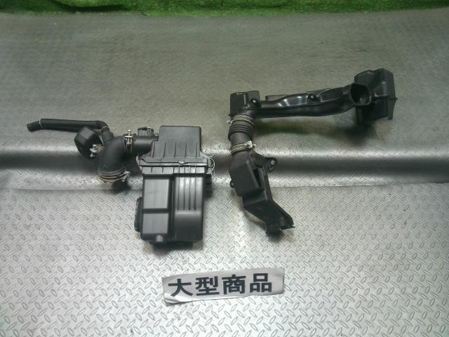 トヨタ(TOYOTA)※同梱不可※プリウス ZVW55 エアクリーナー 品番 17700-37330 エアフロ付拍卖