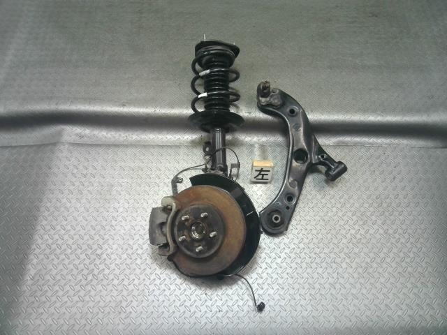 トヨタ(TOYOTA)※同梱不可※プリウス ZVW55 左フロントストラット 品番 48520-80493拍卖