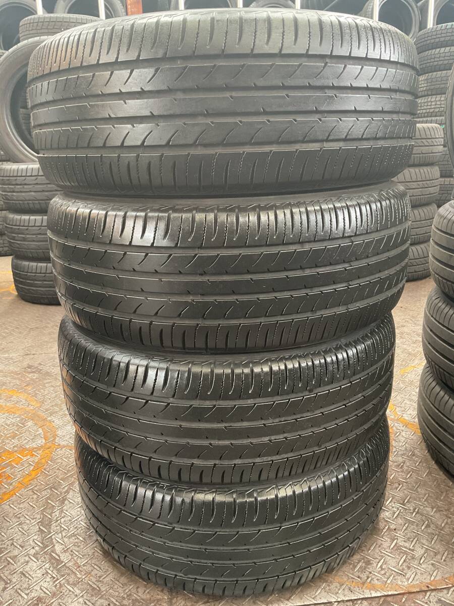 215/55R17 TOYO NANOENERGY 3PLUS 2023年製 4本 28,000円 京都から拍卖