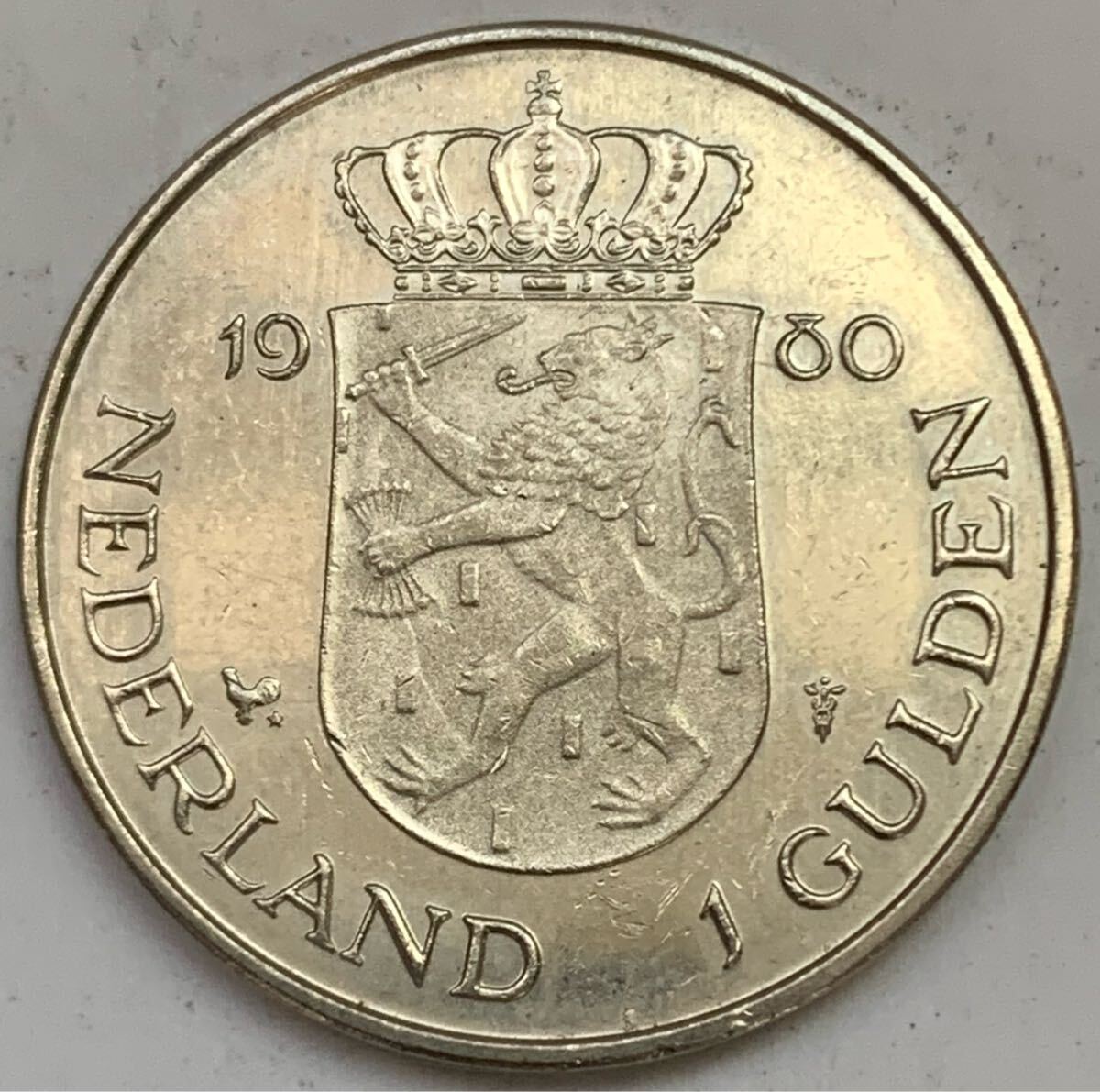 海外コイン オランダ 1グルデン 1980年 ベアトリクス新女王即位式拍卖