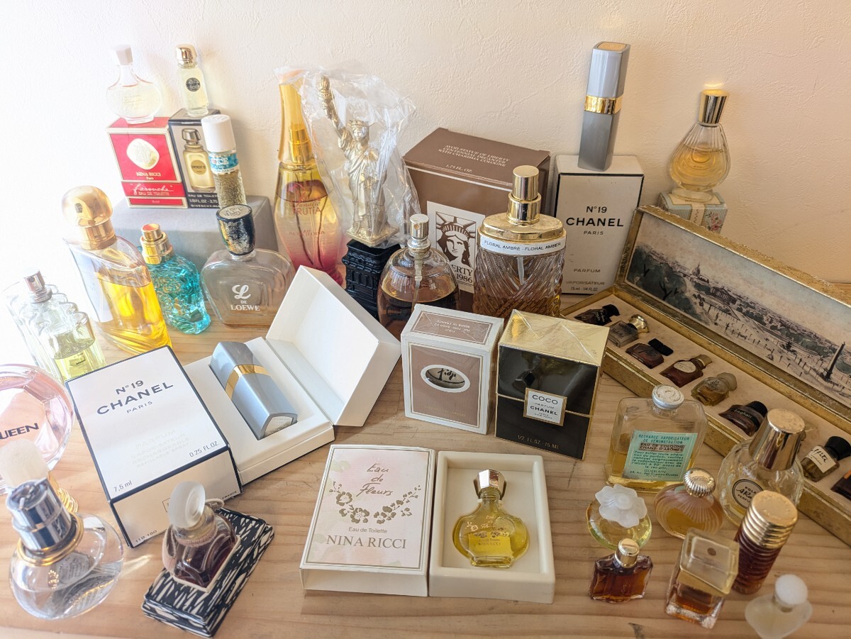 ■n【1円〜 香水まとめ売り シャネル】 ニナリッチ ギラロッシュ ロエベ ジバンシー 中古品 ココ・シャネル ギラロッシュ 新品拍卖