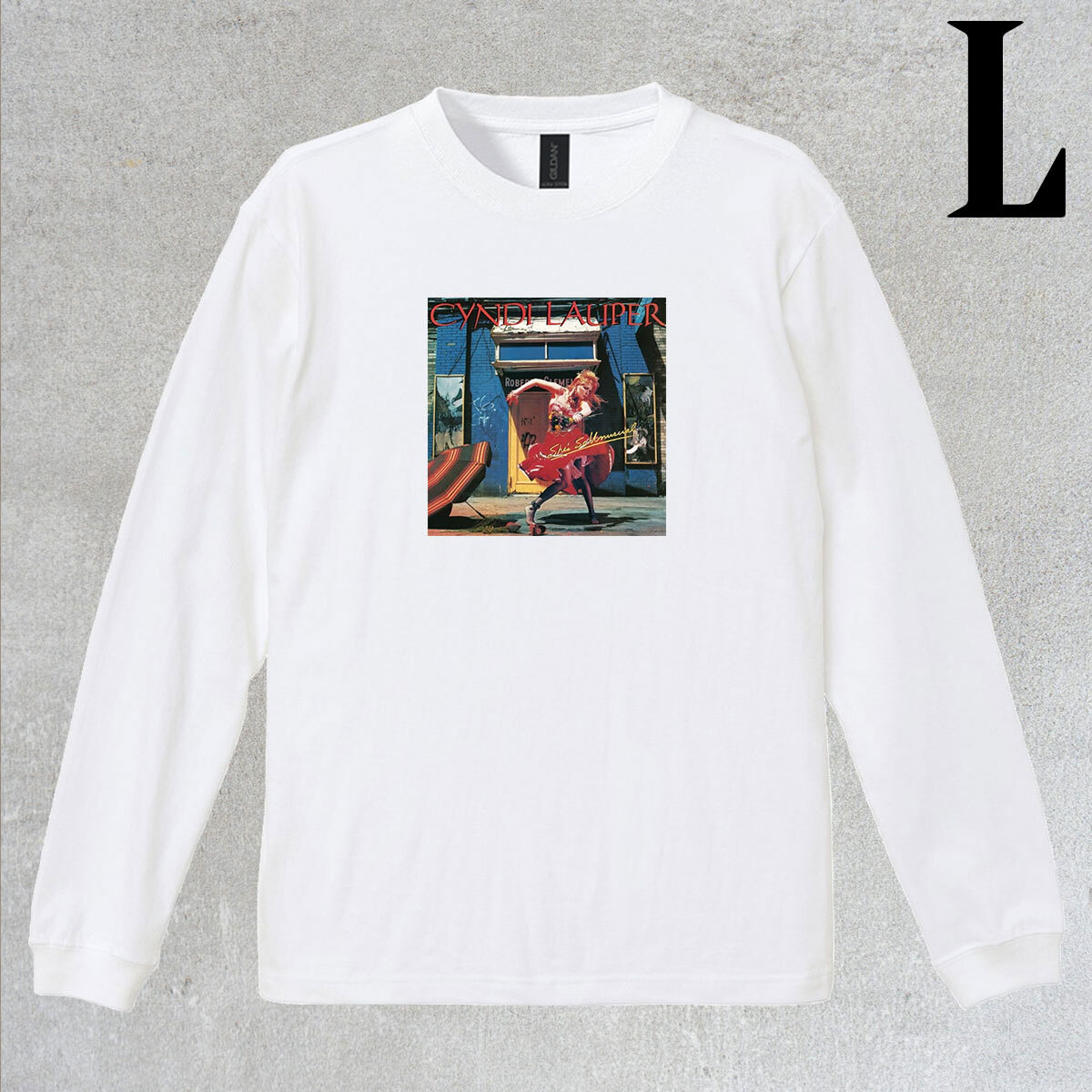 シンディローパー She's So Unusual 柄 フォトプリント リブ付き 長袖 Tシャツ ミュージック ロンT 6.0oz コットン100% ユニセックス L拍卖