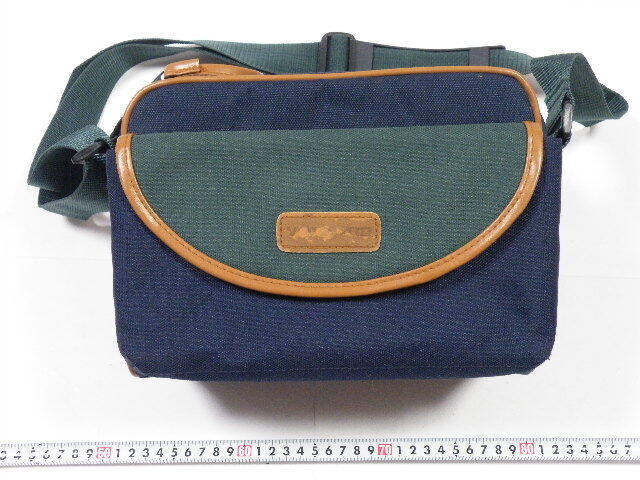 ◎ VANGUARD カメラバック ショルダーバッグ ネイビー・グリーン色 26X19X16cm拍卖