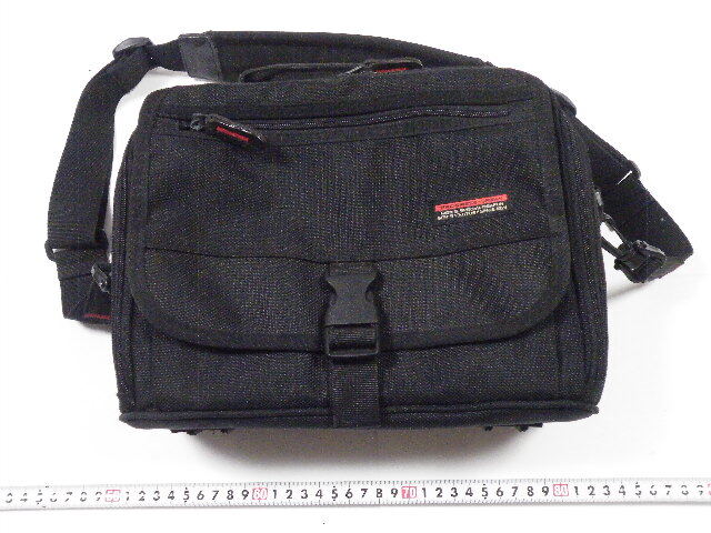 ◎ PROGRESS-URBAN カメラバック ショルダーバッグ ブラック色 28X23X14cm拍卖