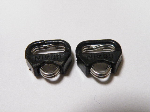 ◎ Nikon ニコンのカメラストラップ 接続用 三角リング 2個セット拍卖