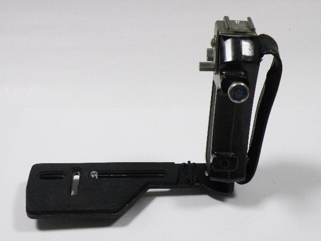 ◎ 中判カメラ用 折りたたみ式 L型 グリップホルダー ハンドグリップ 拍卖
