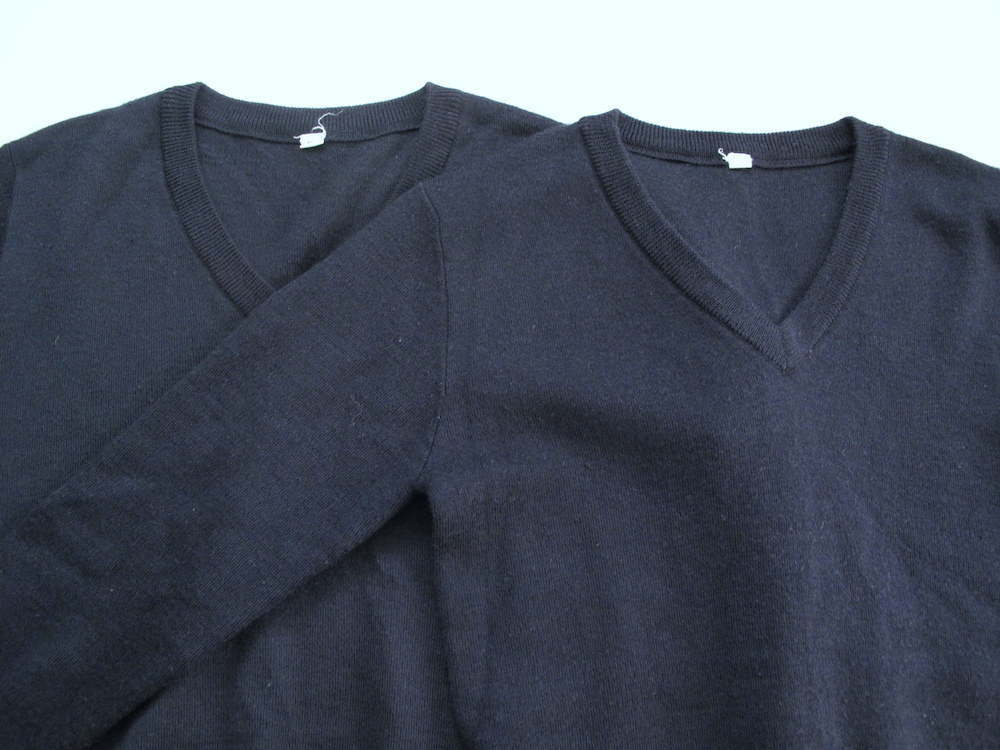 **男の子用 長袖Vネックニット セーター 濃紺 150 制服風拍卖